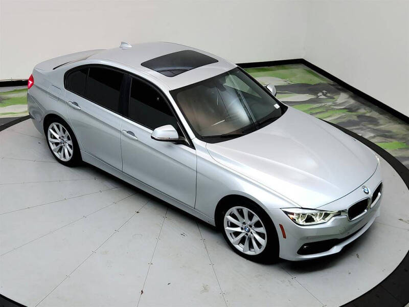 2018 BMW 3 Series 320i