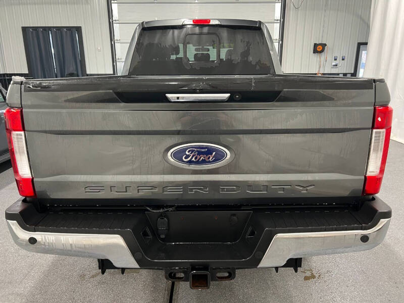 2017 Ford F-350 Super Duty Lariat