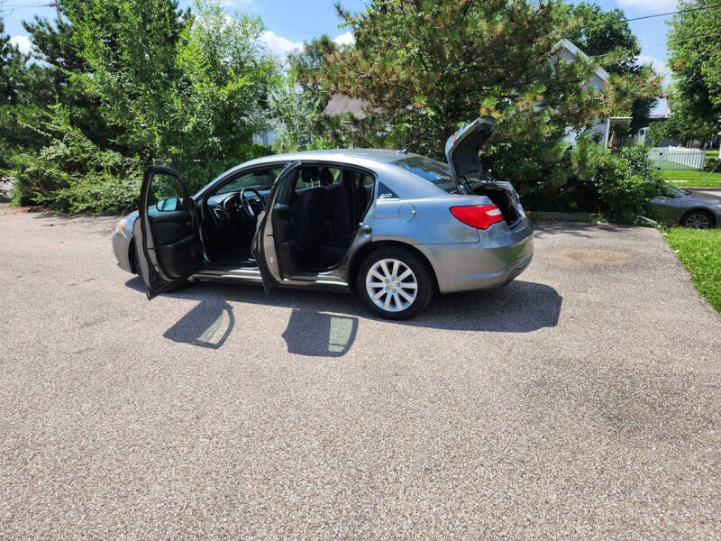 2012 Chrysler 200 Touring