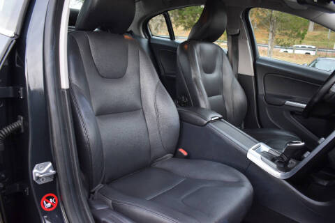 2015 Volvo S60 T5 Premier Plus