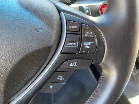 2013 Acura ILX 2.0L w/Tech