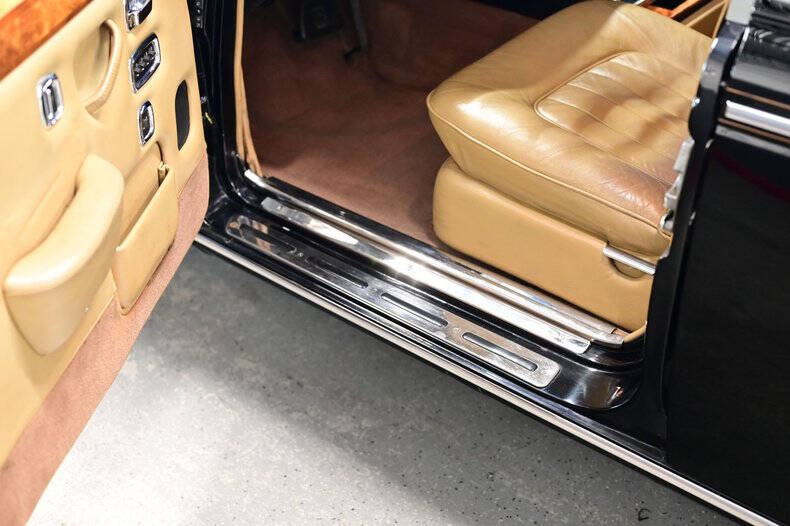 1972 Rolls-Royce SILVER CLOUD LWB