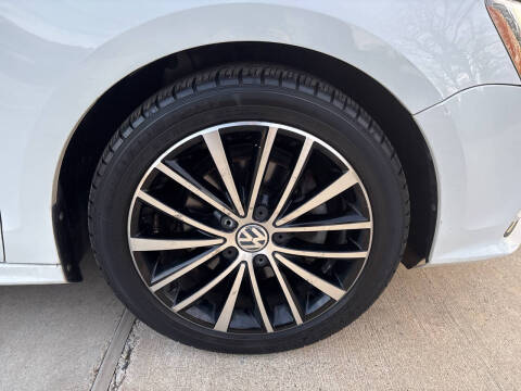 2016 Volkswagen Jetta 1.8T Sport