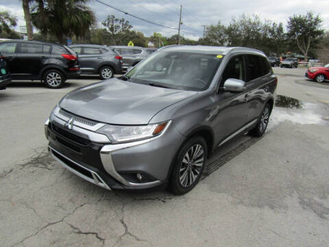 2020 Mitsubishi Outlander for sale at S & T Motors in Hernando FL