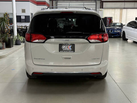 2017 Chrysler Pacifica Limited