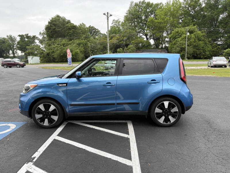 2017 Kia Soul +