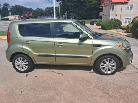 2012 Kia Soul +