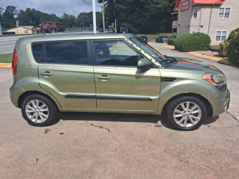 2012 Kia Soul +