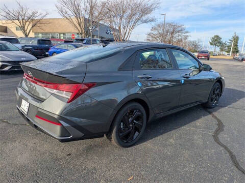 2026 Hyundai Elantra Hybrid SEL Sport