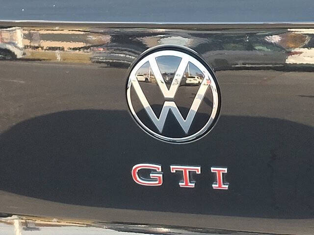 2025 Volkswagen Golf GTI Autobahn
