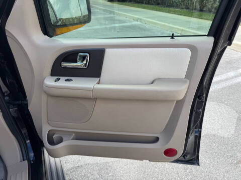 2004 Ford Expedition Eddie Bauer