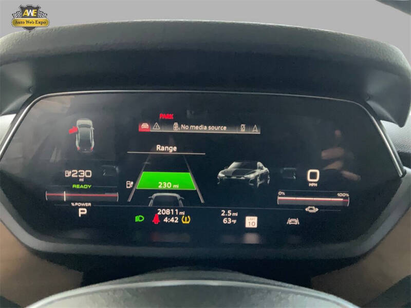 2022 Audi e-tron GT quattro Premium Plus