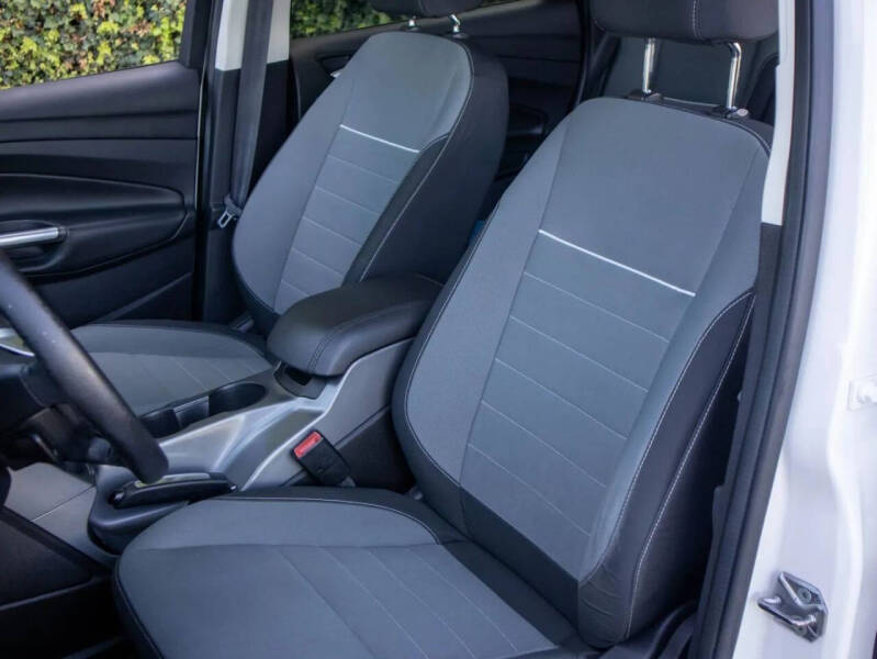 2013 Ford C-MAX Hybrid SE