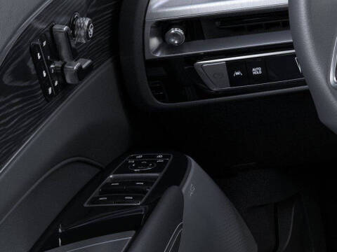 2026 Cadillac LYRIQ-V