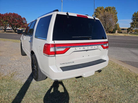 2017 Lincoln Navigator Select