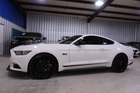 2016 Ford Mustang for sale at SOUTHWEST AUTO CENTER INC in Houston TX