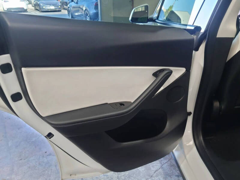 2021 Tesla Model Y Standard Range