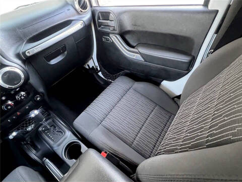 2011 Jeep Wrangler Sahara