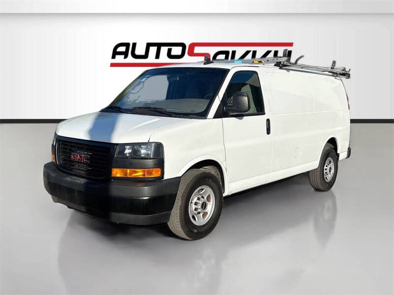 2022 GMC Savana 2500