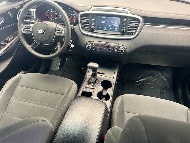 2019 Kia Sorento LX