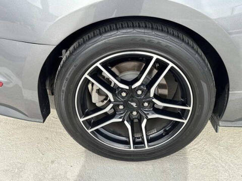 2021 Ford Mustang EcoBoost