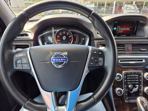 2016 Volvo XC70 T5 Premier