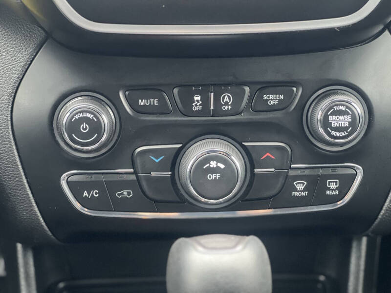 2019 Jeep Cherokee Latitude