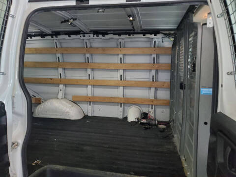 2018 GMC Savana 2500