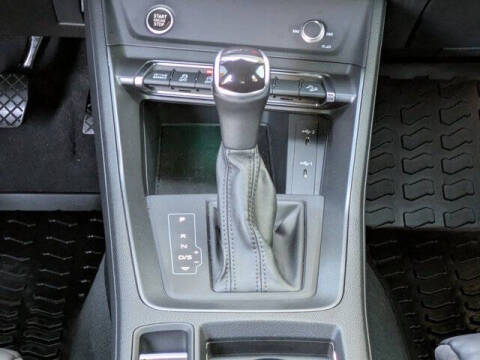 2022 Audi Q3 quattro S line Prem Plus 45 TFSI