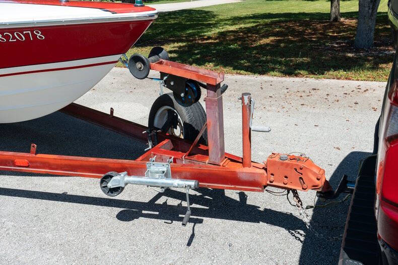 1994 Donzi Marine Classic 22