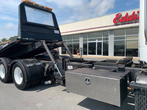 2011 Freightliner M2 112V