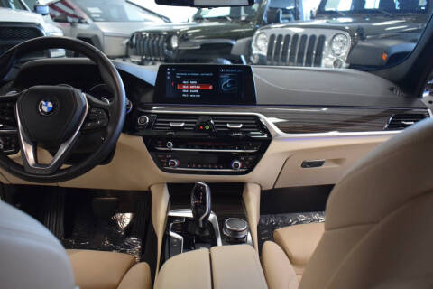 2017 BMW 5 Series 530i