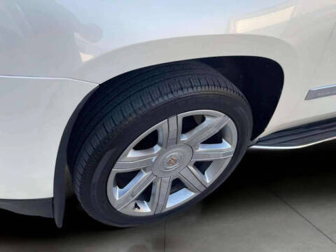 2015 Cadillac Escalade Luxury