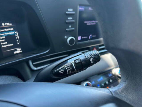 2022 Hyundai Elantra