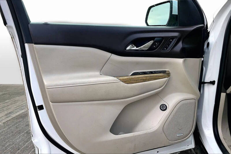 2017 GMC Acadia Denali