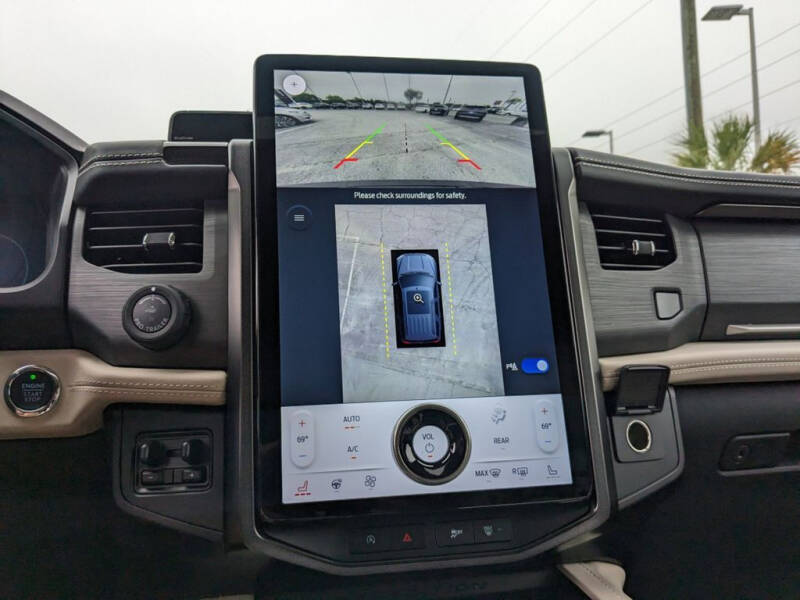 2023 Ford Expedition Platinum