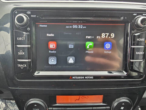 2018 Mitsubishi Mirage SE