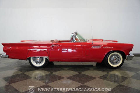 1957 Ford Thunderbird