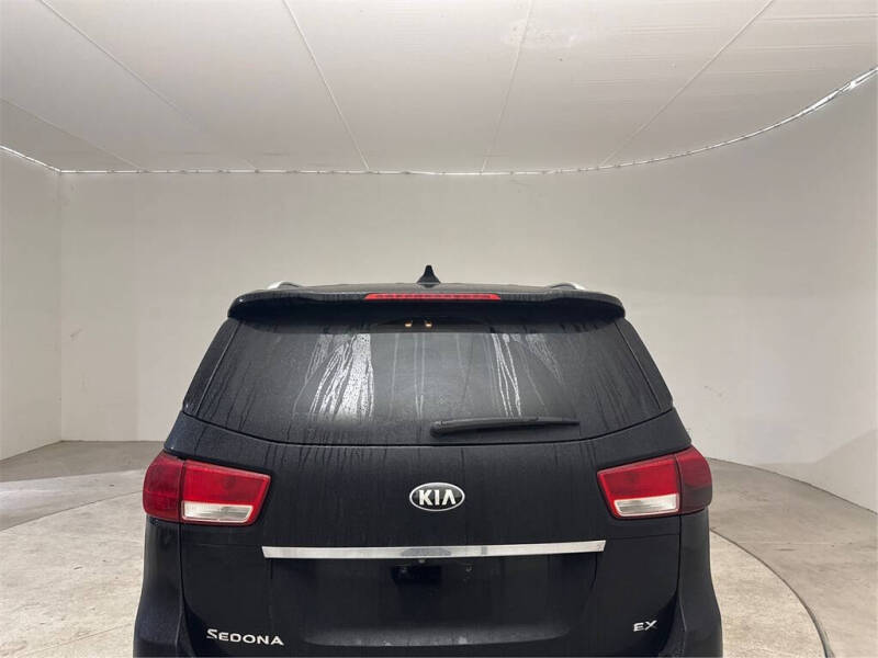 2016 Kia Sedona EX
