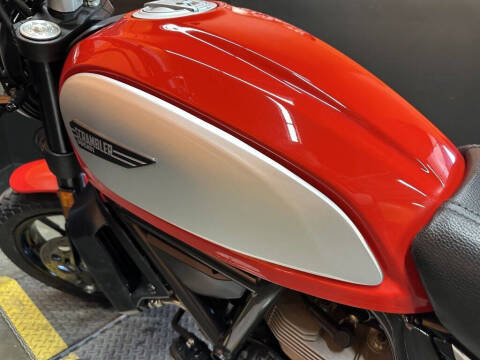 2015 Ducati Scrambler Icon Ducati Red