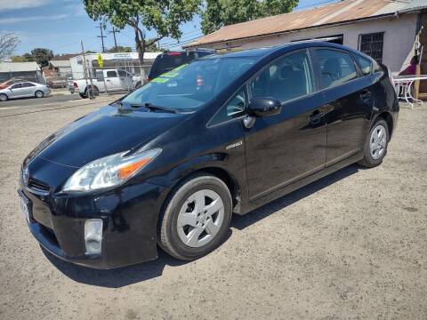 2011 Toyota Prius for sale at Larry's Auto Sales Inc. in Fresno CA