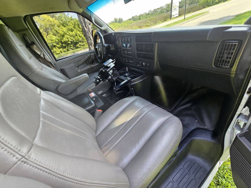 2019 Chevrolet Express 2500