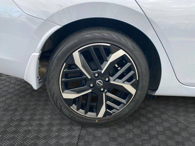 2024 Nissan Versa SR