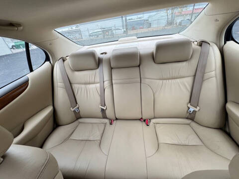 2005 Lexus ES 330