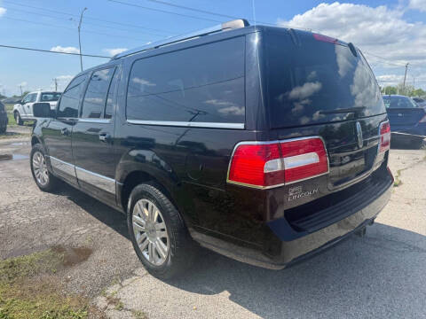 2011 Lincoln Navigator L