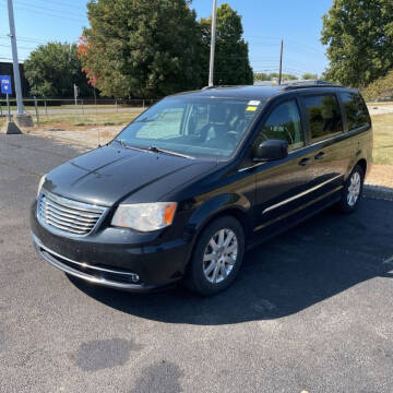 2013 Chrysler Town and Country for sale at BUCKEYE DAILY DEALS in Lancaster OH