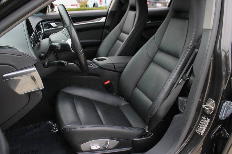 2012 Porsche Panamera