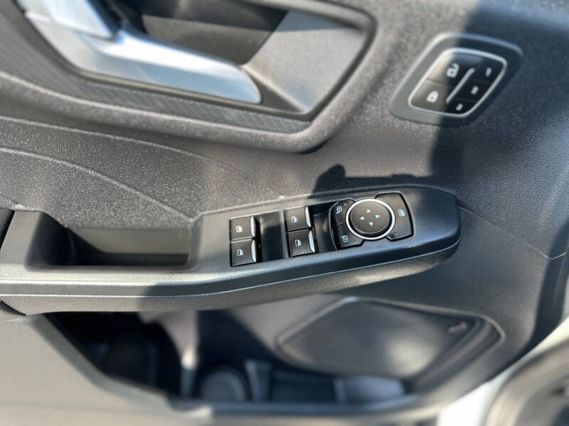 2023 Ford Escape ST-Line Select