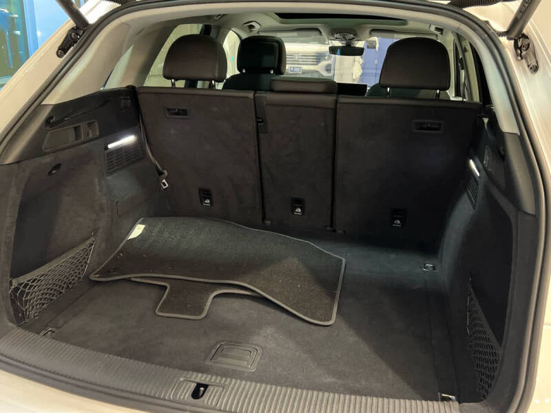 2022 Audi Q5 quattro S line Prem Plus 45 TFSI