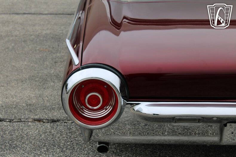 1962 Ford Thunderbird